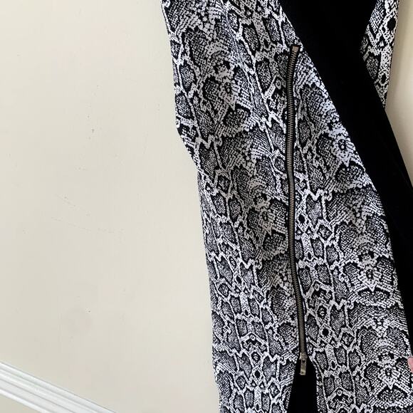 Julia Jordan Dress Size 8 Snakeskin Print Black NWT Bodycon Zipper Mini Party - Picture 4 of 6